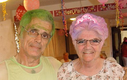 Cụ bà 76 tuổi kết hôn lần đầu