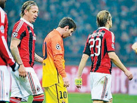 Milan và điệp vụ báo thù Barca