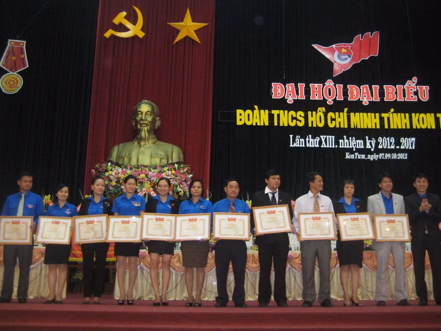 Đại hội Đoàn tỉnh Kon Tum bầu bí thư khóa XIII