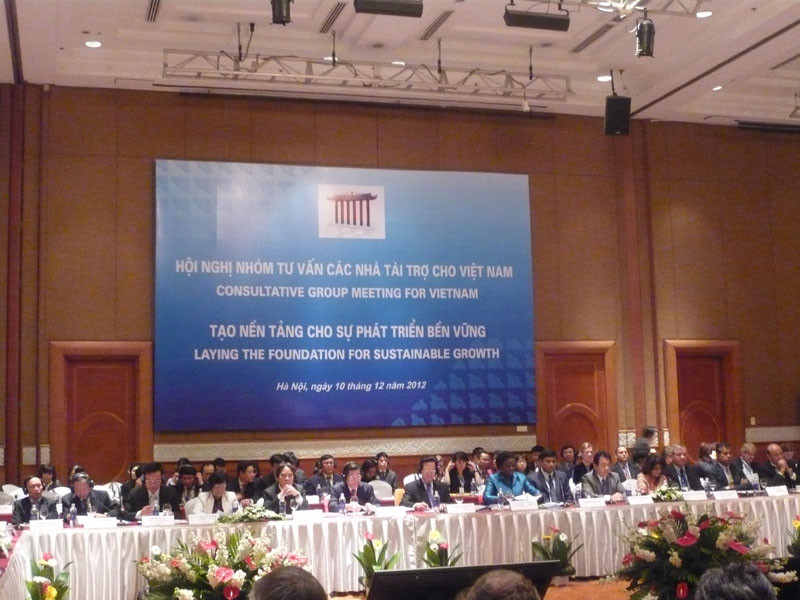 Nhật Bản cam kết hỗ trợ 'khủng nhất' cho Việt Nam