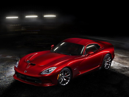 2013 SRT Viper: Trở lại và 'lợi hại' hơn nhiều