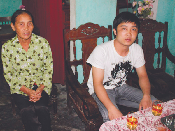 Đặng Quốc Hồng về giỗ bố mới biết mình là lao động bất hợp pháp tại Hàn Quốc. Ảnh: H.Phan