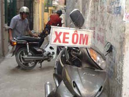 Bi hài tìm chính chủ: Chi phí lớn hơn giá trị xe