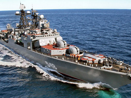 Hạm đội Thái Bình Dương cập bến Singapore qua ngả biển Đông