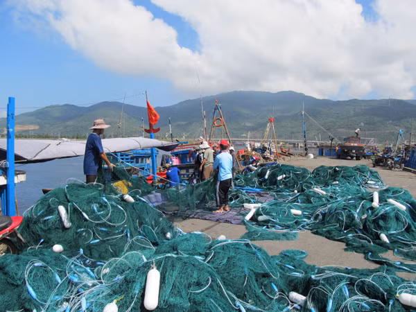 Những tay lưới hàng trăm triệu luôn là món mồi ngon của đạo chích. Ảnh: Nam Cường