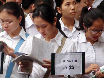 ‘Phù phép’ để được mở trường đại học