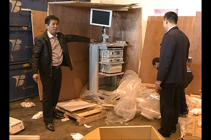 Maysoi đầy và máy chụp X quang đã hết hạn đượcnhập vàoVieetjNam