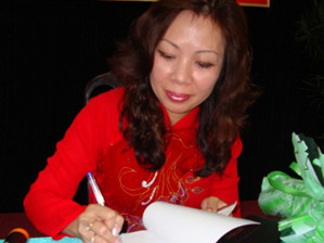 Nữ Việt kiều và 15 năm cho cuốn sách về Bác