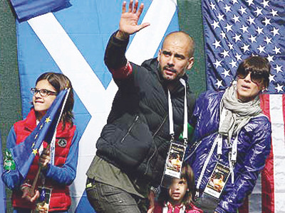 Guardiola “bơ” Abramovich, gật đầu với Bayern