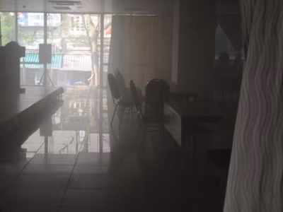 Cháy tại tòa nhà 17 tầng, hàng trăm người hoảng loạn