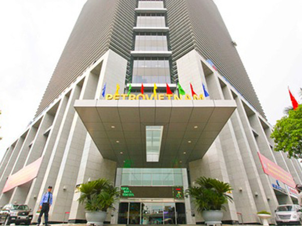 Petro Vietnam tự đánh giá, năm 2011, tập đoàn là một trong những đơn vị thực hiện tốt nhất nghị quyết 11 của Chính phủ về kiềm chế lạm phát, ổn định kinh tế vĩ mô, đảm bảo an sinh xã hội - Ảnh: TT.