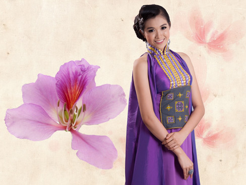 Lệ Hằng mặc áo dài thổ cẩm thi Hoa hậu các dân tộc