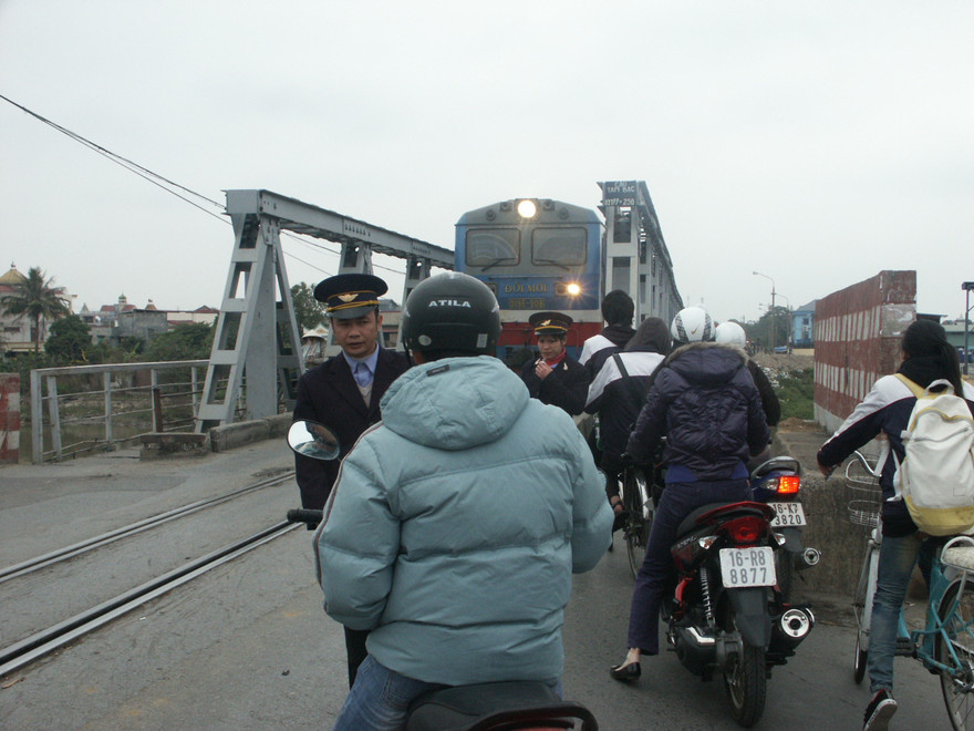 Tai nạn luôn rình rập