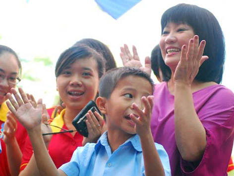 Tết đến sớm với trẻ em nghèo