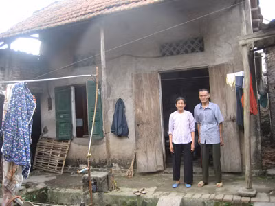 Vợ chồng thương binh Lê Thành Trung mong có ngôi nhà tốt hơn Ảnh: K.N - T.V