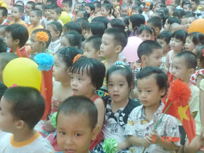 Tựu trường sớm, giáo viên mầm non phản đối