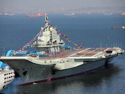 Tàu sân bay Mỹ - Uy lực 'quốc thổ' trên đại dương