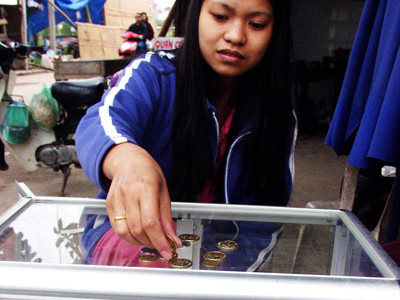 Tết này, hiếm tiền lẻ mới