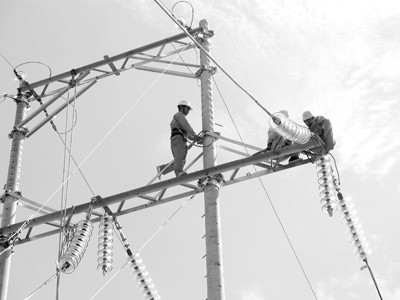 Về đích vượt trội