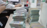 Ngân hàng tất tay 'săn khách' gửi tiền lãi suất cao 