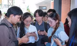 Sinh viên đừng để mình là ‘nô lệ’ của công nghệ