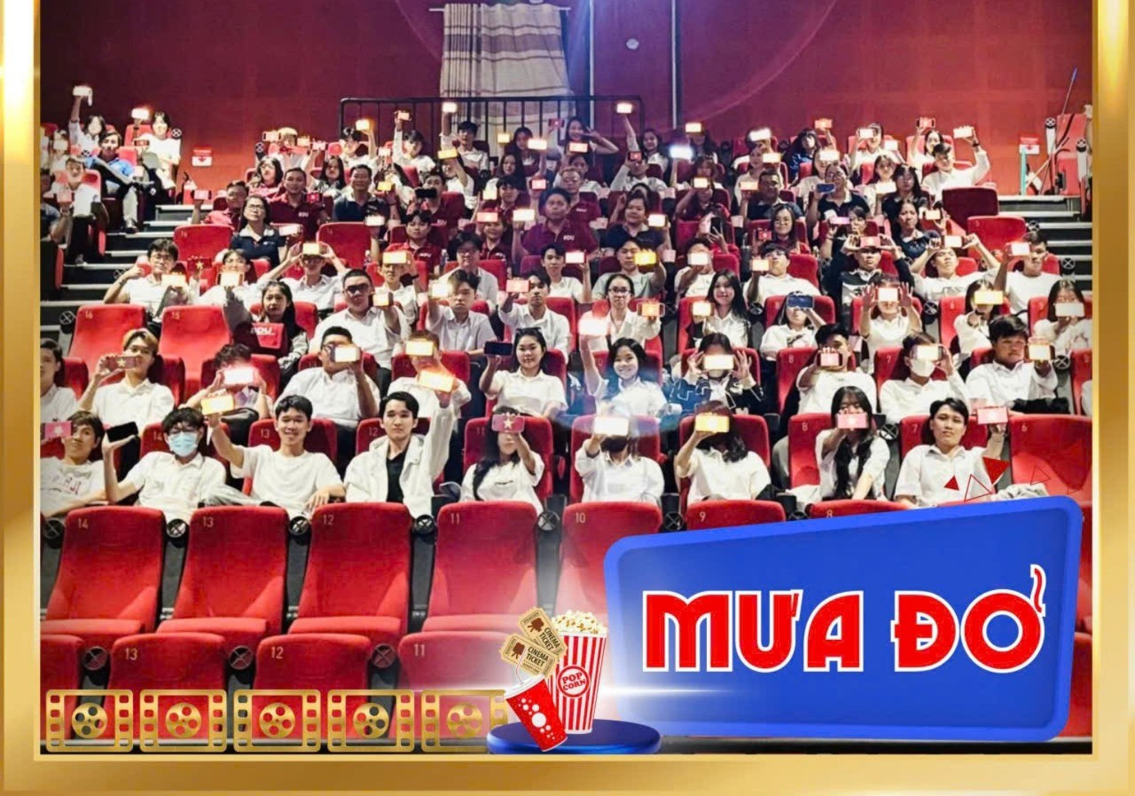 សិស្សថ្មីរំភើបចិត្តពេលមើលរឿង Red Rain ។ 16c482771ada9184c8cb.jpg