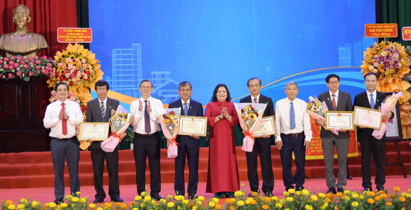 z7675926122255-3c652663d38c6f9c730cb6286ab0c10f.png