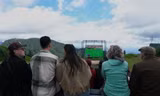 Độc đáo buổi xem World Cup giữa lưng trời tại Canada