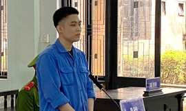 Lĩnh án 16 năm tù vì tàng trữ ‘nước vui’