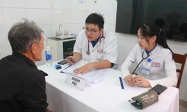 Đoàn viên, thanh niên, thầy thuốc trẻ hướng về đồng bào vùng lũ ở Huế