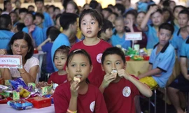 Trung thu yêu thương trẻ em hoàn cảnh đặc biệt ở Huế 