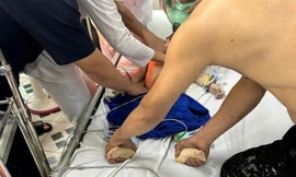 Người đàn ông ở Quảng Ngãi ôm hai cháu nhỏ nhảy cầu, một cháu không qua khỏi