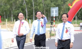 Gia Lai khánh thành 2 tuyến giao thông quan trọng chào mừng Đại hội đại biểu Đảng bộ tỉnh