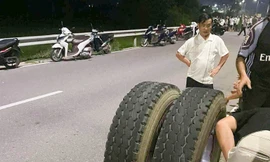 Gia Lai: Xe tải văng bánh, người chạy bộ tử vong tại chỗ