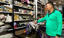 Người dân Đà Nẵng sáng tạo hệ thống tự động chống lũ bảo vệ tài sản