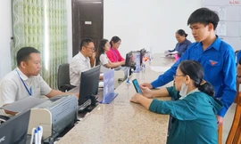 Dân cần, cơ quan phục vụ: Huế tính mở hành chính sáng thứ Bảy