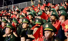 Sống lại hào khí Cách mạng Tháng Tám tại Quảng trường Ngọ Môn lịch sử