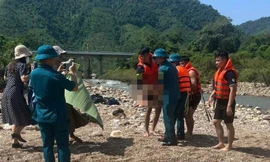 Hai sinh viên tử vong khi lội suối ở Đà Nẵng