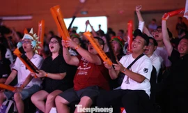 Đà Nẵng: Đổ xô đi xem chung kết thể thao điện tử ‘hot’ nhất châu Á