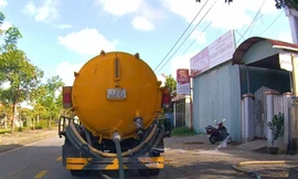 Đà Nẵng: 'Hút hầm cầu tới 8 khối, phải trả 22 triệu mà hoảng hồn!'