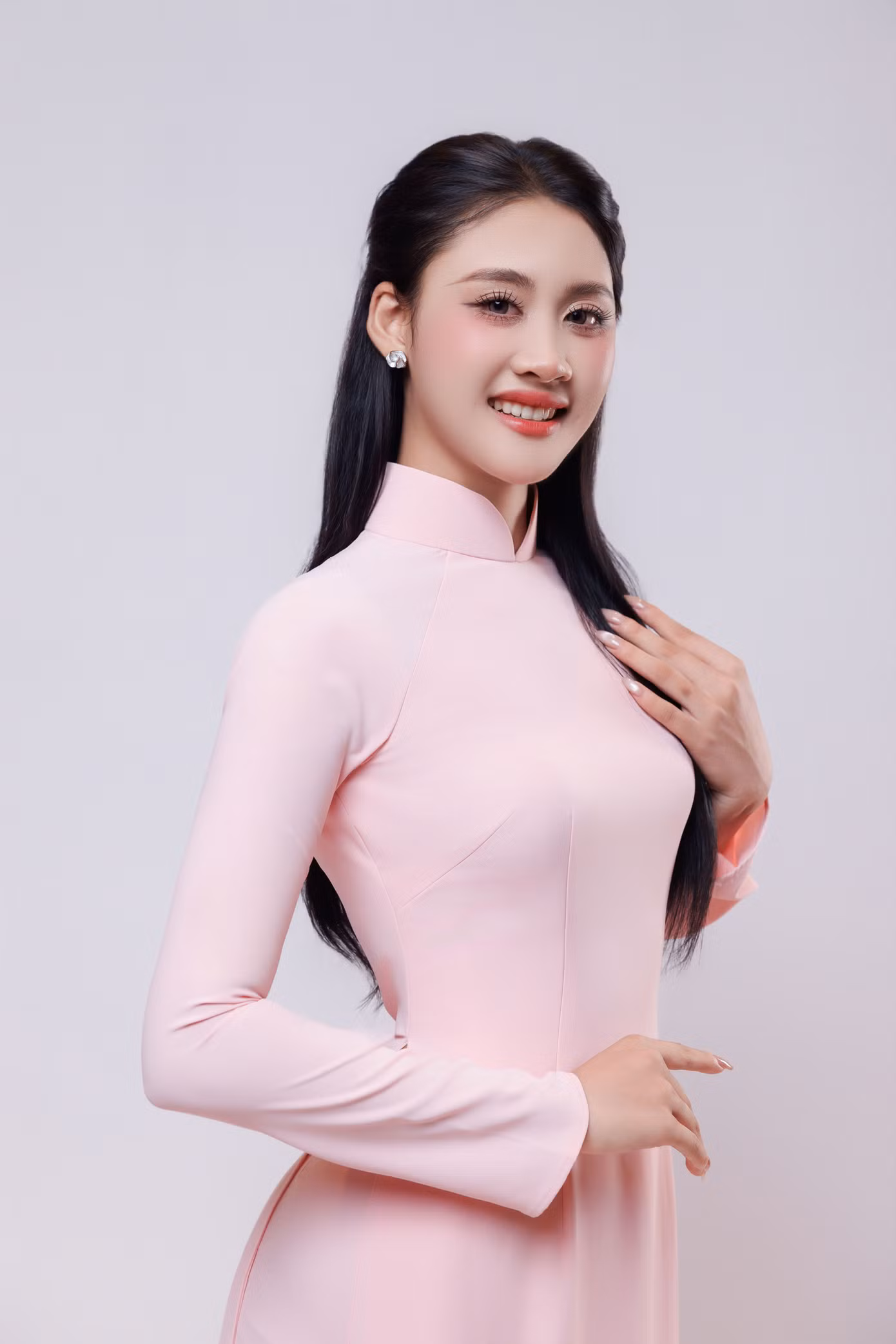 nguyen-thi-hanh-2.jpg