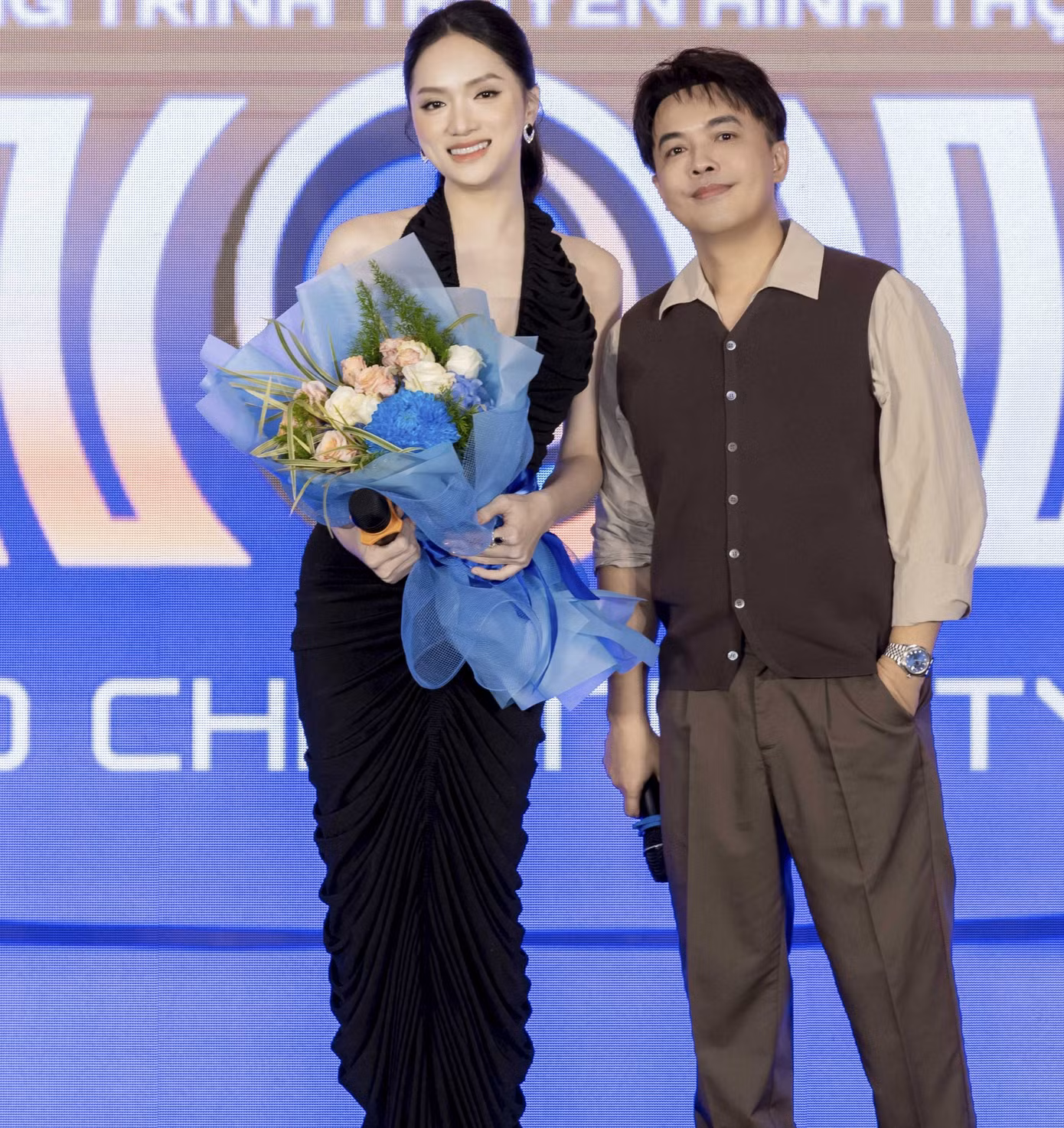 b779eef1-a8ae-49ee-9733-2c9c347d8b4b.jpg