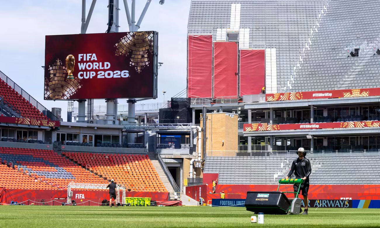 Mặt cỏ sân vận động World Cup 2026 đặc biệt như thế nào?