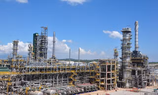 Phân xưởng KTU của NMLD Dung Quất đang hoạt động ở công suất cao nhất từ trước đến nay.