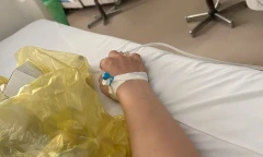 43 người nhập viện sau khi ăn bánh kem cùng một cửa hàng