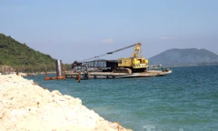 Cận cảnh đường dẫn cảng biển Hà Tiên gần 1.200 tỷ đồng đang thi công