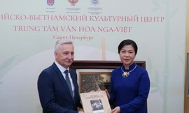 Phu nhân Ngô Phương Ly dự khai trương Trung tâm Văn hóa Nga – Việt