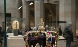 Nhóm trộm táo tợn chỉ mất 4 phút đã cuỗm bảo vật vô giá từ bảo tàng Louvre