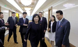 Ngoại trưởng Triều Tiên đến Trung Quốc chuyển thông điệp của Chủ tịch Kim Jong Un