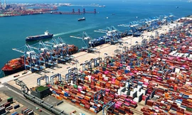 Cảng Thanh Đảo của Trung Quốc. ̣(Ảnh: AP)